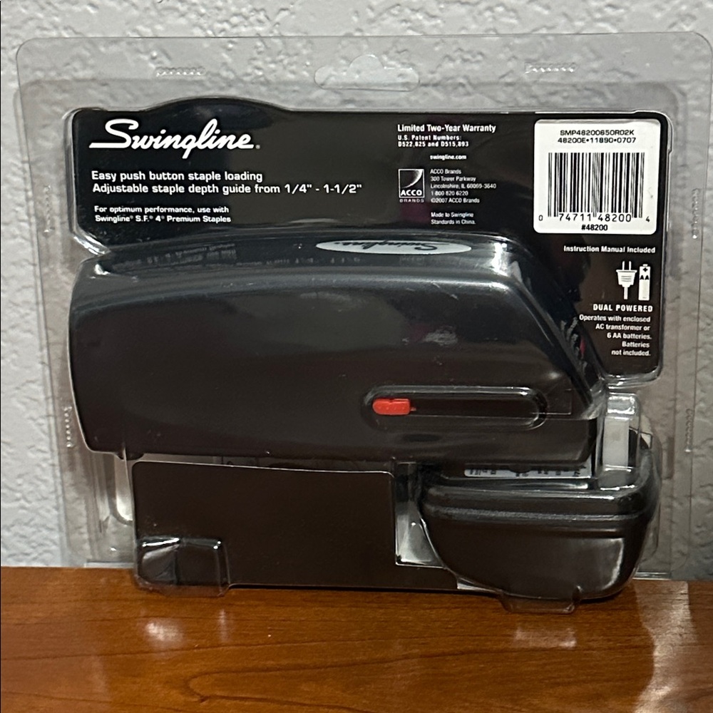New Swingline Electric Portable Stapler Office Desk Stapler NIB - Picture 2 of 2